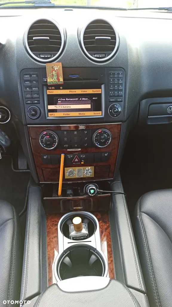 Mercedes-Benz ML 350 4-Matic - 22