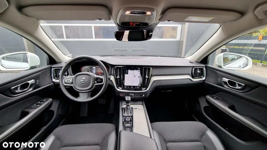 Volvo V60 Cross Country D4 AWD Geartronic - 31