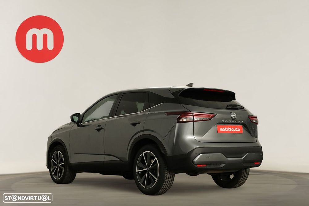 Nissan Qashqai 1.3 DIG-T N-Connecta Xtronic - 3