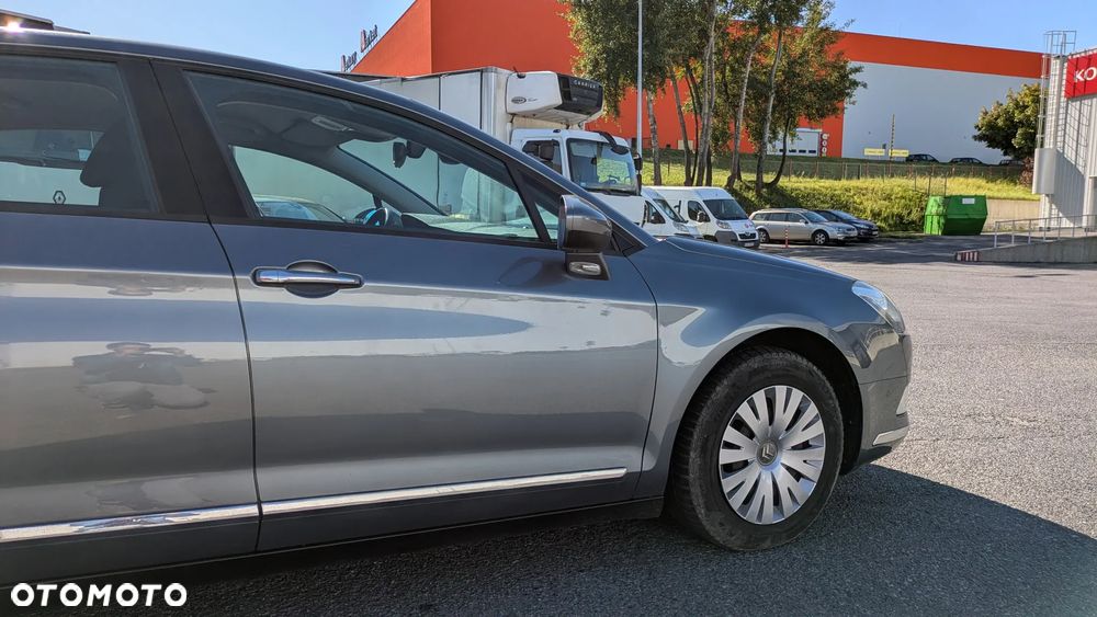 Citroën C5 2.0 HDi Confort - 16