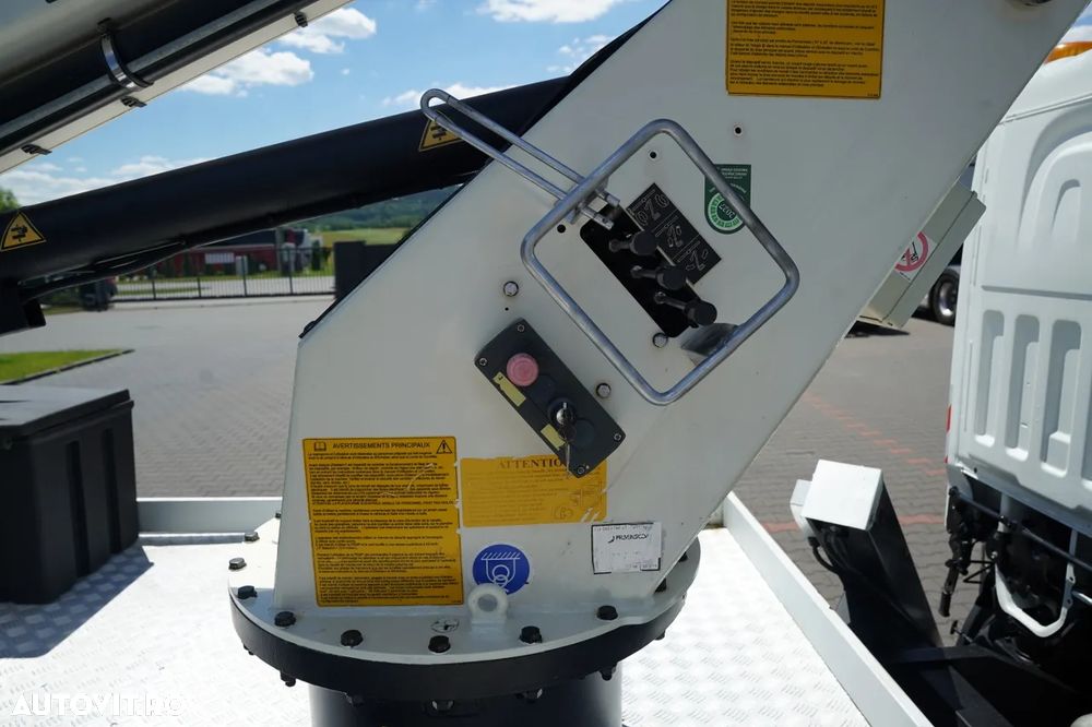 Nissan CABSTAR / BRAȚ AERIAL / ELEVATOR DE 16,2 METRI / GSR E160T / DUBLU / CAPACITATE DE RIDICARE - 200 kg / 4 STABILIZATOARE / - 21