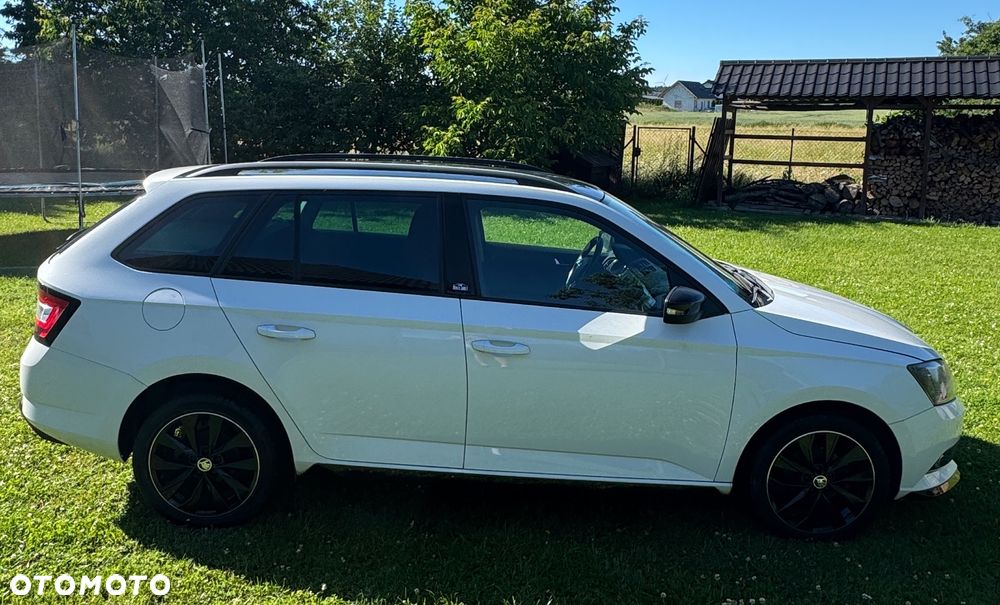 Skoda Fabia 2015 photo 4