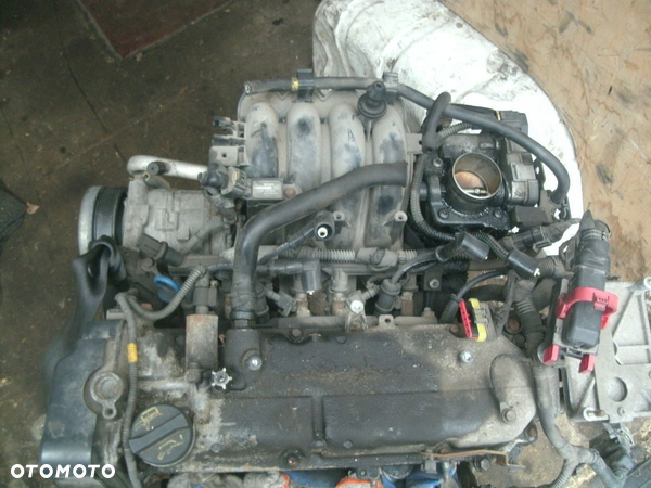 SILNIK FIAT GRANDE PUNTO 1.4 8V 77KM 350A1000 118TYS KM