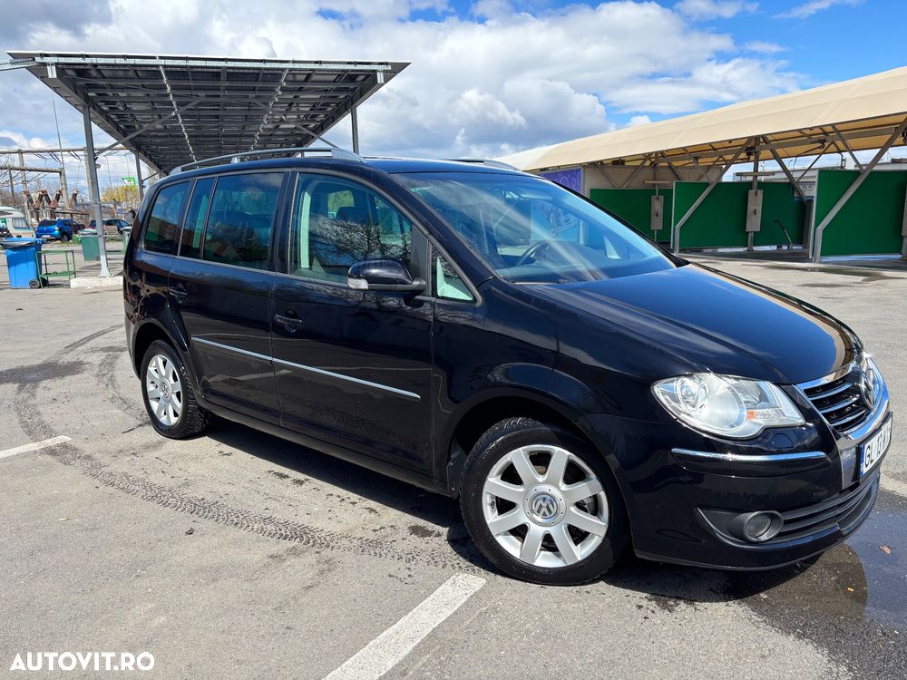 Volkswagen Touran - 3