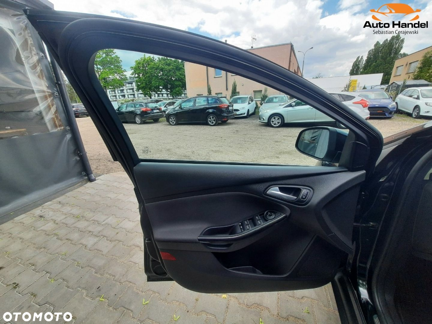 Ford Focus Turnier 1.5 EcoBoost Start-Stopp-System TITANIUM - 37