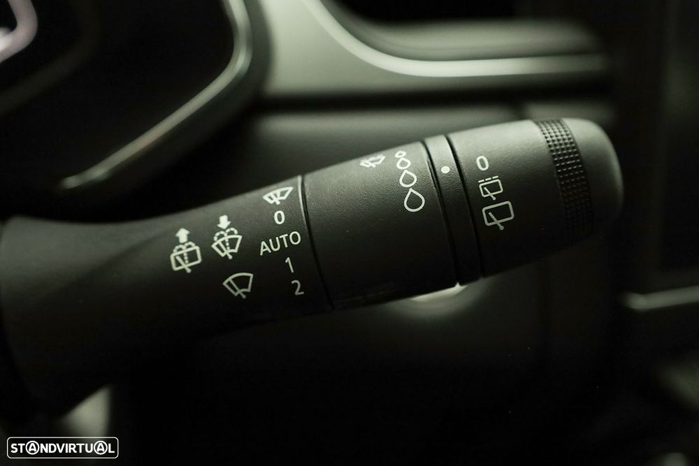 Renault Captur 1.0 TCe Techno Bi-Fuel - 17