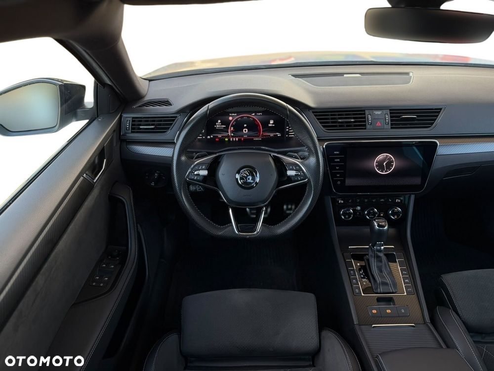 Skoda Superb 2.0 TDI SCR 4x4 Sportline DSG - 19