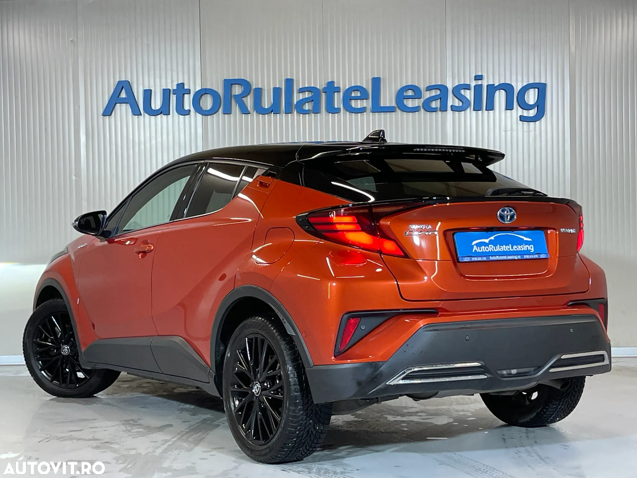 Toyota C-HR 2.0 HSD 184 CP 4x2 CVT Classy Bi-Tone - 4