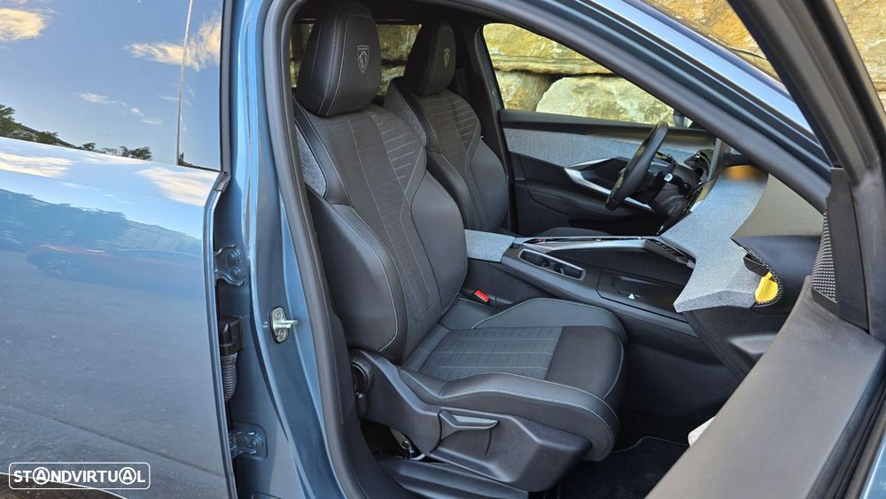 Peugeot E-5008 73 kWh GT - 54