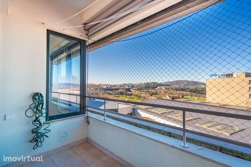 Apartamento T3 Mobilado - Grande imagem: 2/12