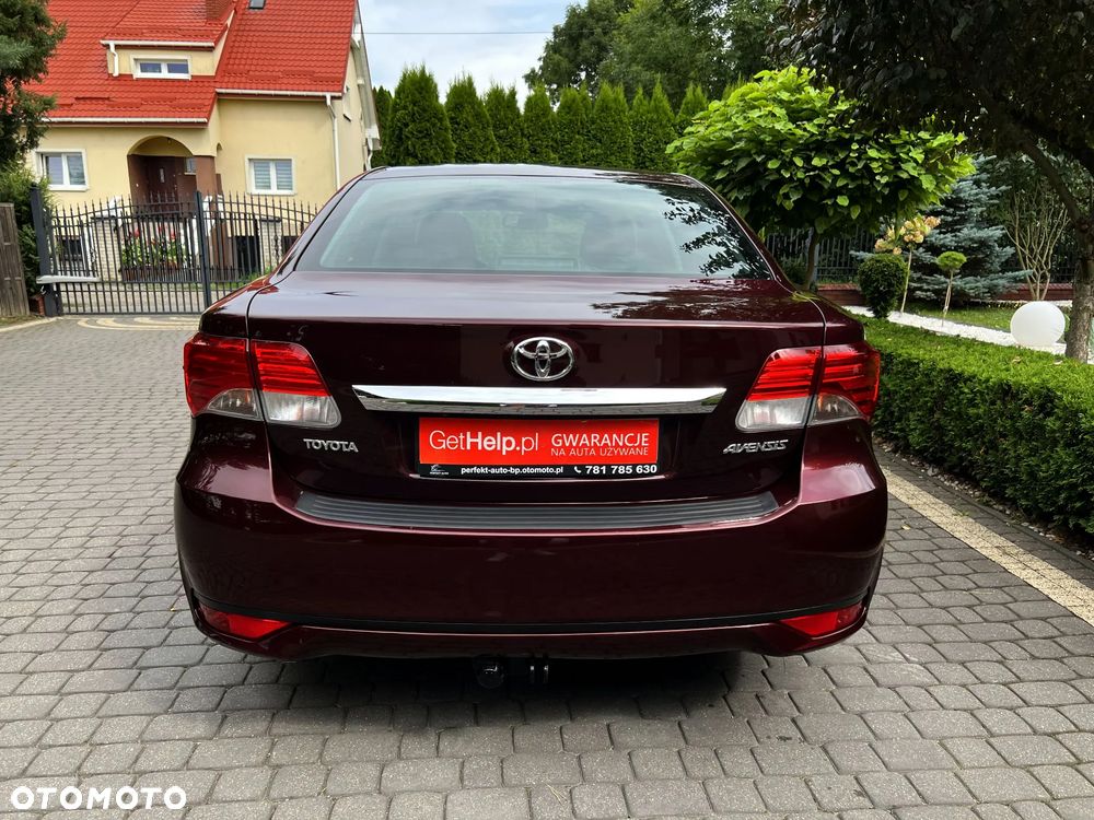 Toyota Avensis 1.8 Business Edition - 12
