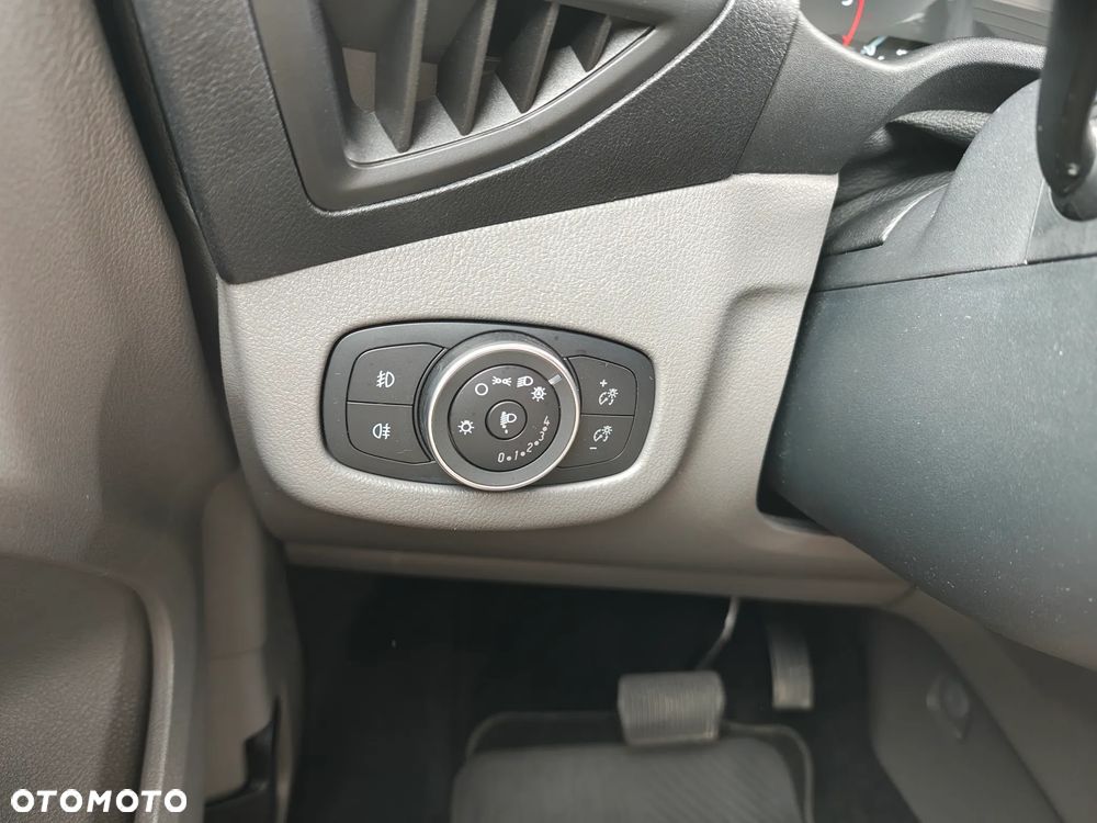 Ford Tourneo Connect Grand - 21