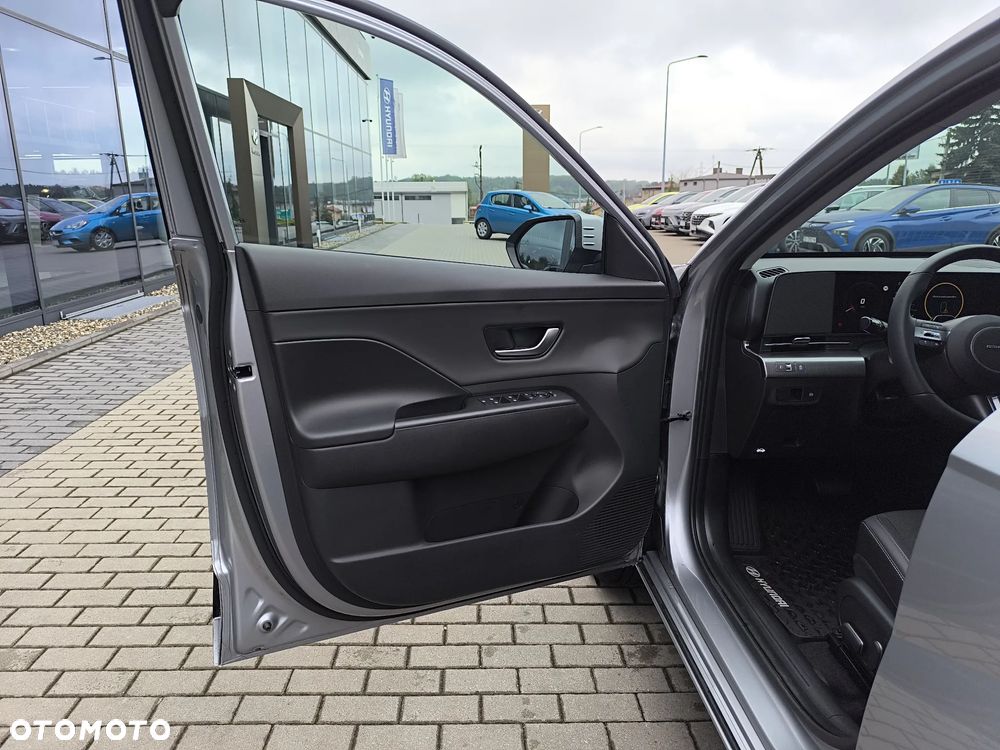 Hyundai Kona 65kWh Executive - 10