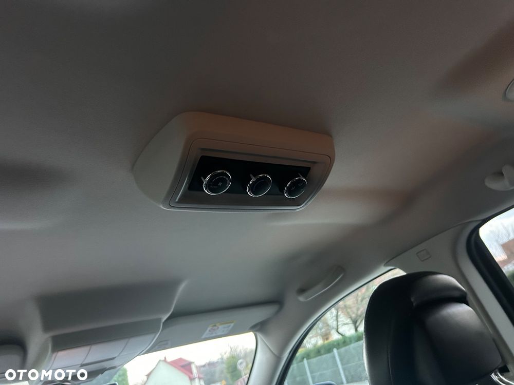 Fiat Freemont 2.0 Multijet Lounge AWD - 27