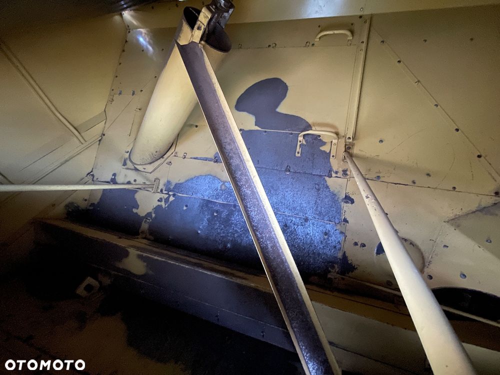 New Holland TX 32 - 16