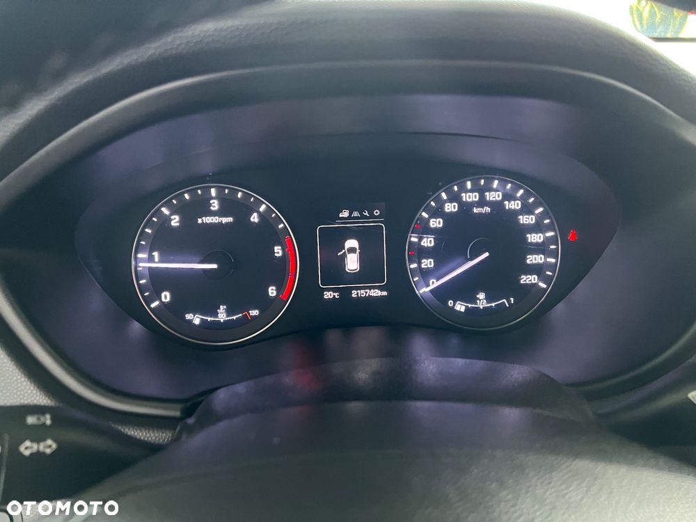 Hyundai i20 - 18