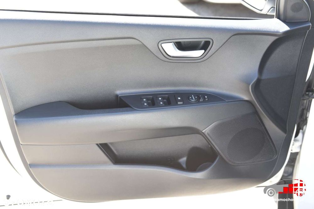 Kia Stonic - 15