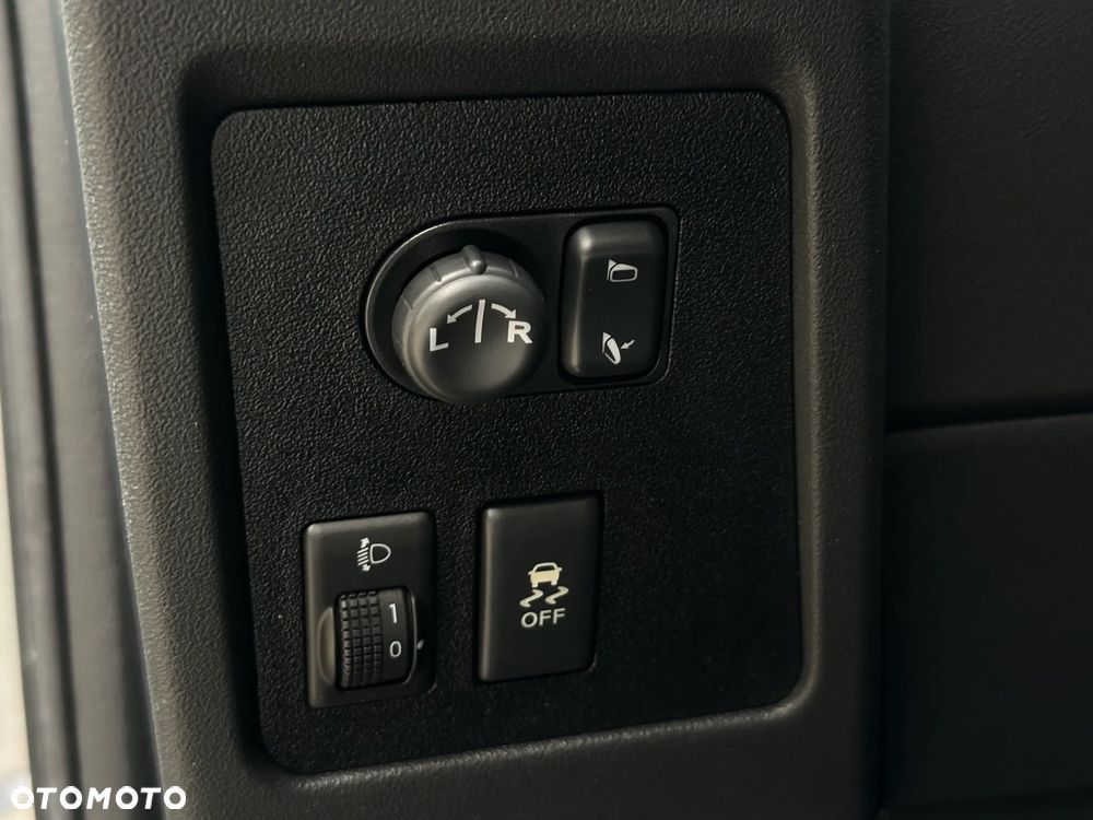 Nissan Qashqai 2.0 4x4 tekna - 13