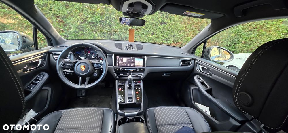 Porsche Macan T - 28