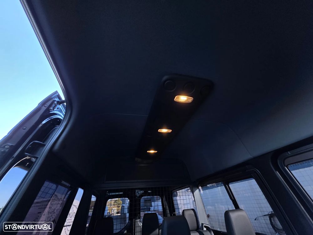 Mercedes-Benz Sprinter 315 CDI/43 Luxo (2+2+2+3) - 14