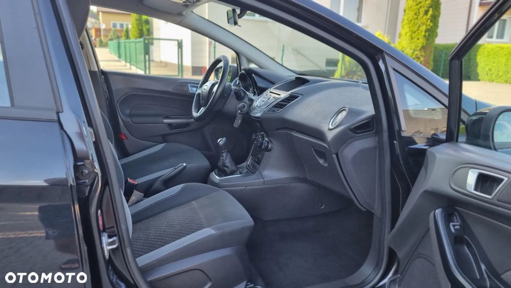 Ford Fiesta 1.25 Celebration - 14