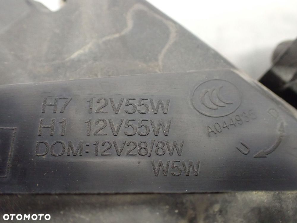 LAMPA PRAWA PRZEDNIA SSANGYONG KYRON - 5