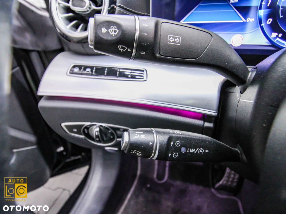 Mercedes-Benz Klasa E 300 9G-TRONIC AMG Line - 30