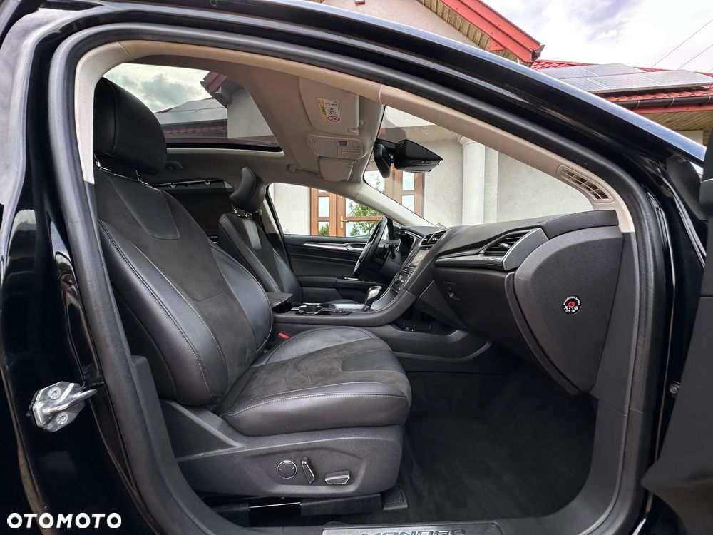 Ford Mondeo - 23