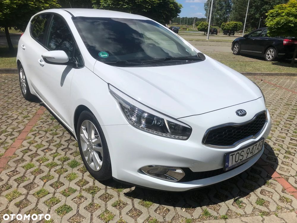 Kia Ceed 1.6 CRDi 128 Dream Team Edition - 7