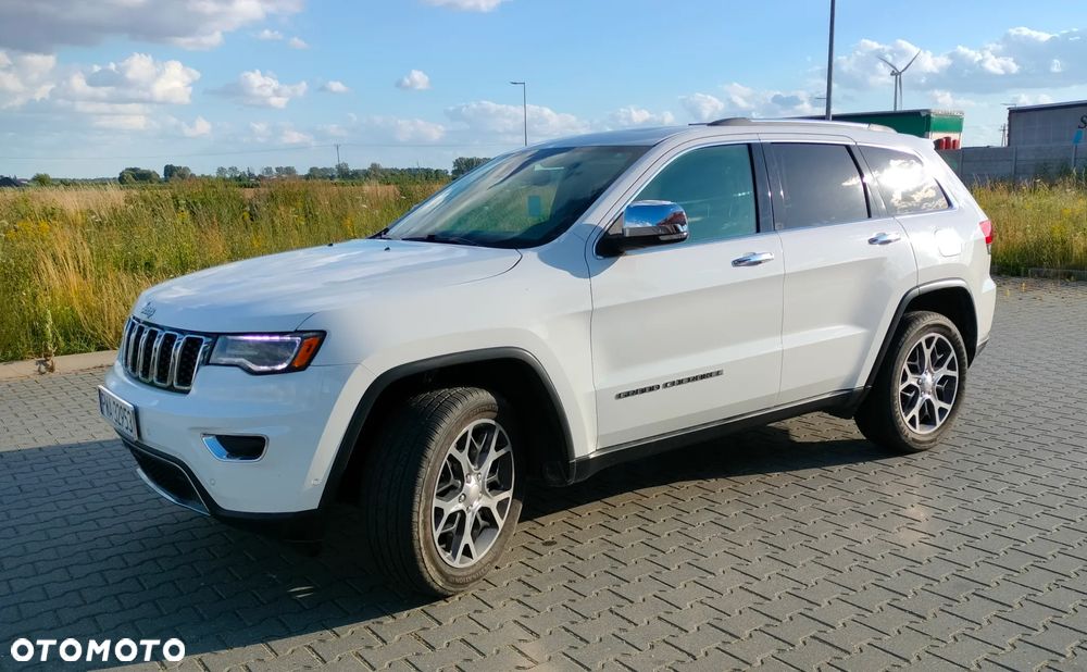 Jeep Grand Cherokee - 1