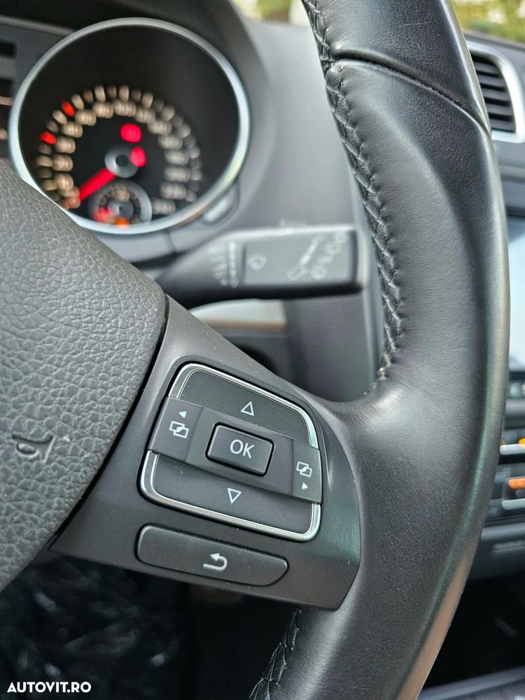 Volkswagen Golf 1.4 TSI Highline - 29