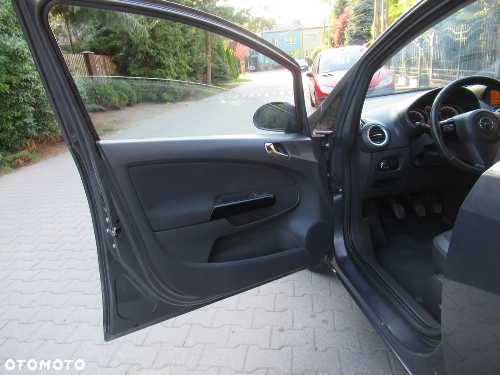 Opel Corsa 1.4 16V Energy - 35