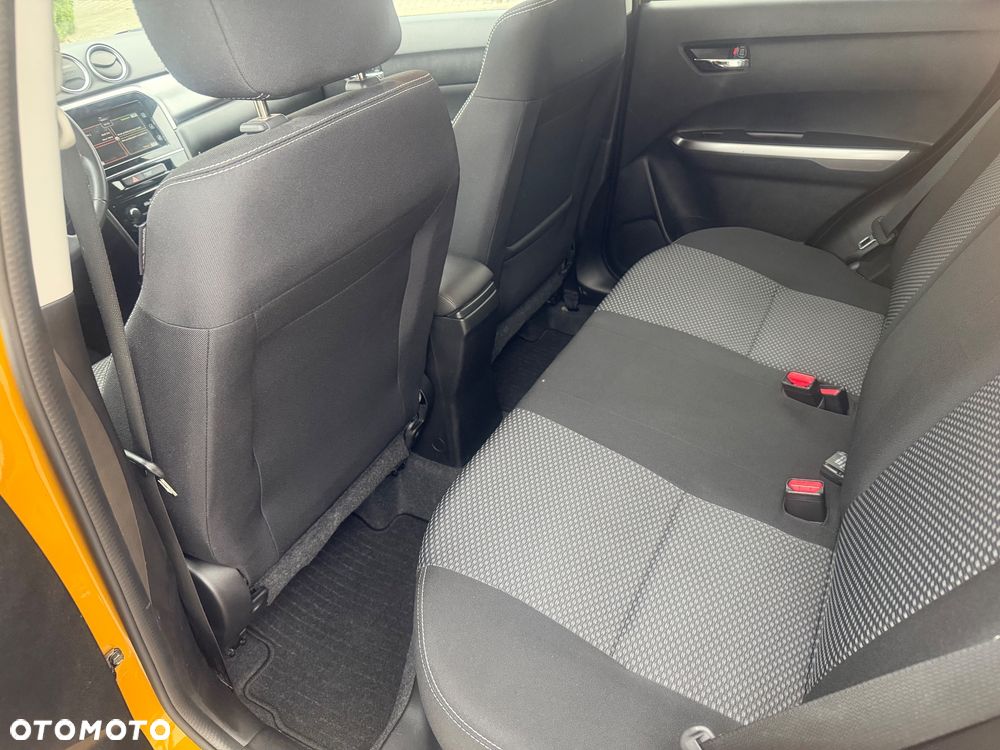 Suzuki Vitara - 16