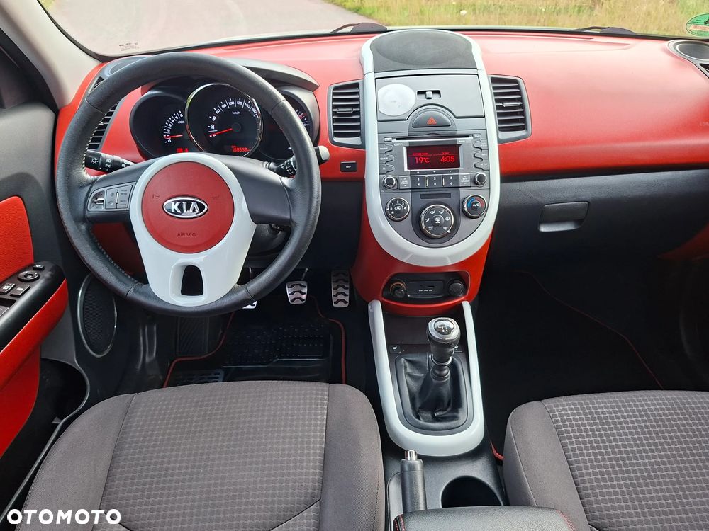 Kia Soul 1.6 CVVT Spirit - 28