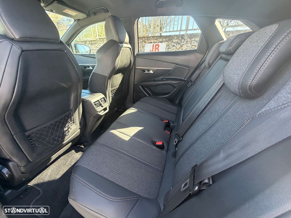 Peugeot 3008 1.6 BlueHDi GT Line EAT6 - 13