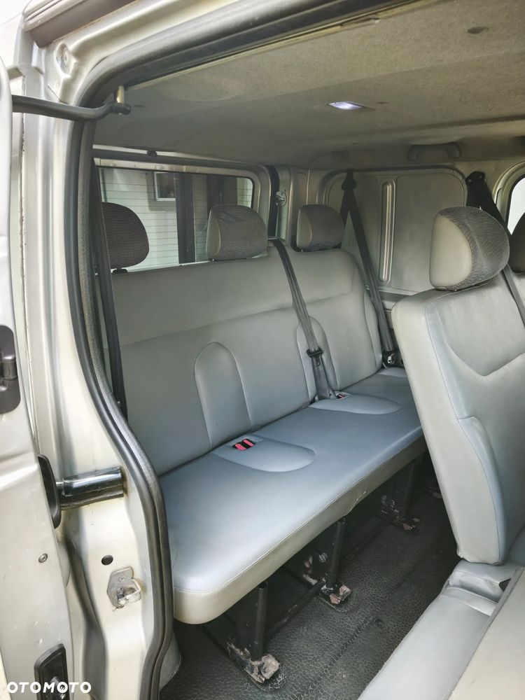 Opel Vivaro - 35