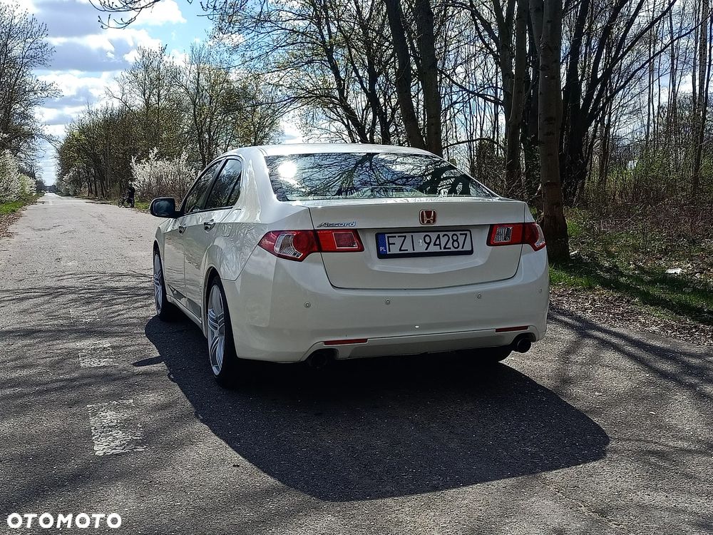 Honda Accord 2.4 Executive - 8