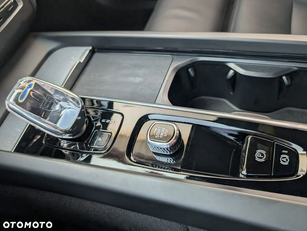 Volvo XC 60 B5 B AWD Geartronic Inscription - 6