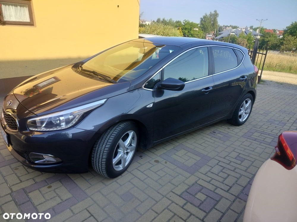 Kia Ceed 1.6 GDI L - 3