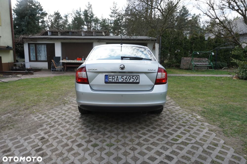 Skoda RAPID Spb 1.0 TSI Ambition - 4
