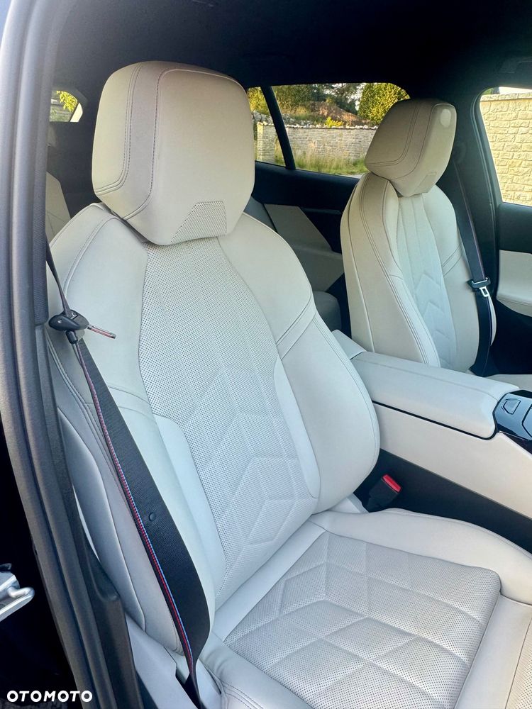 BMW Seria 5 520d xDrive mHEV M Sport - 34