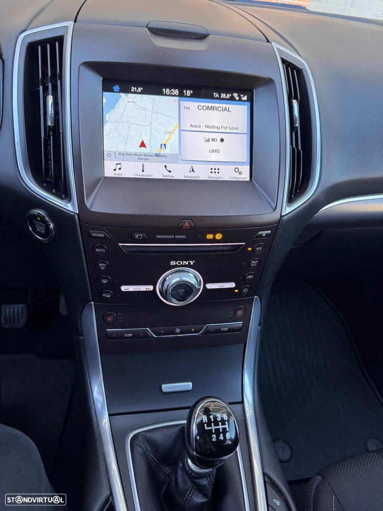 Ford S-Max 2.0 TDCi Titanium - 17