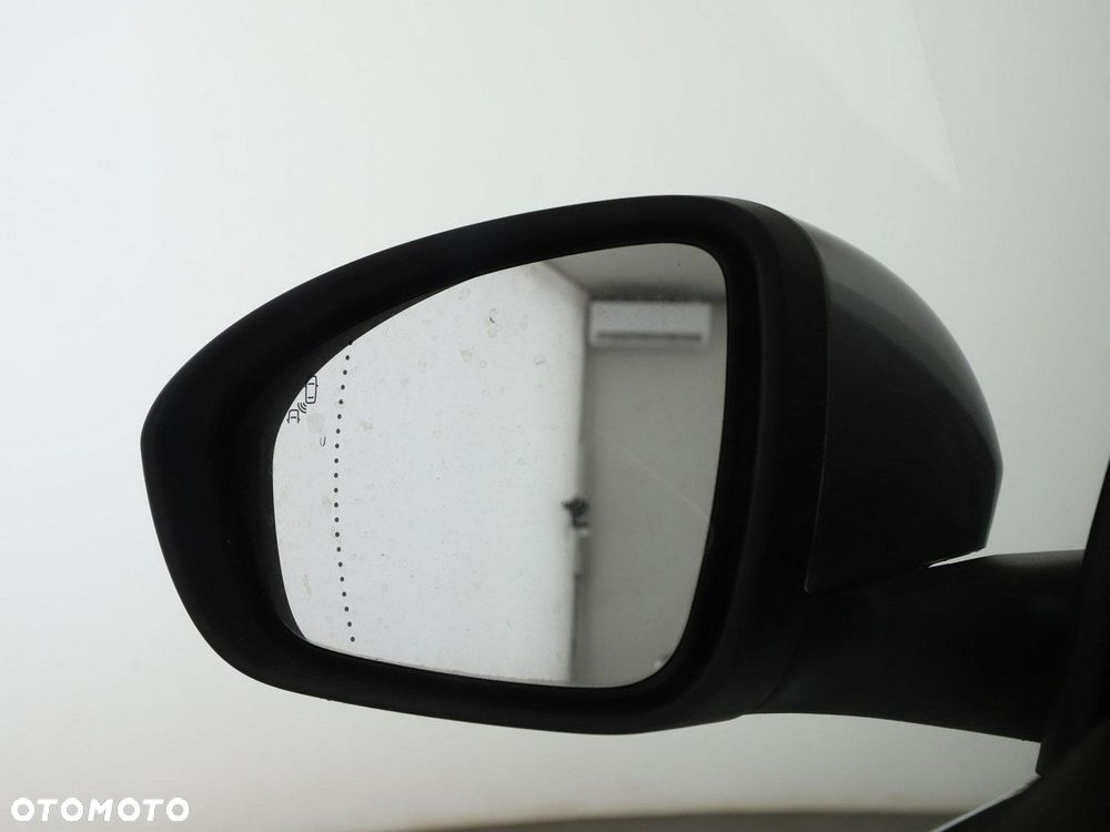 Renault Megane ENERGY TCe 205 EDC GT - 38