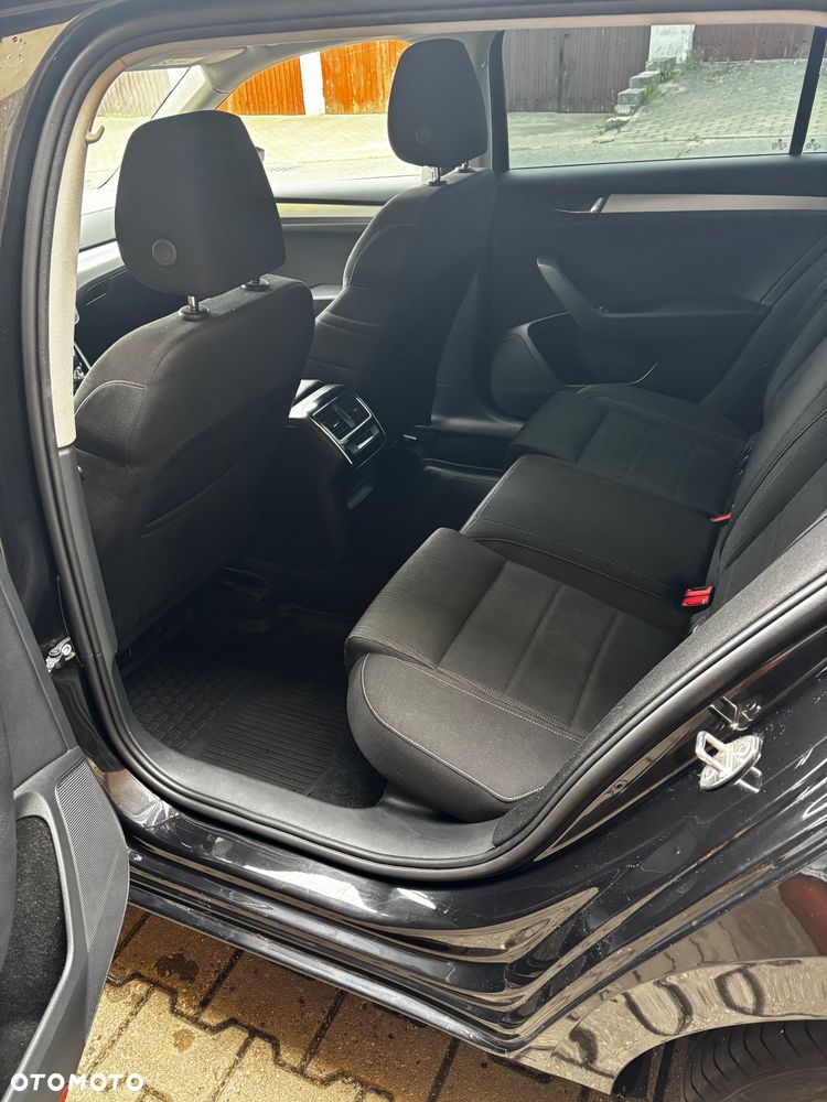 Skoda Superb - 12