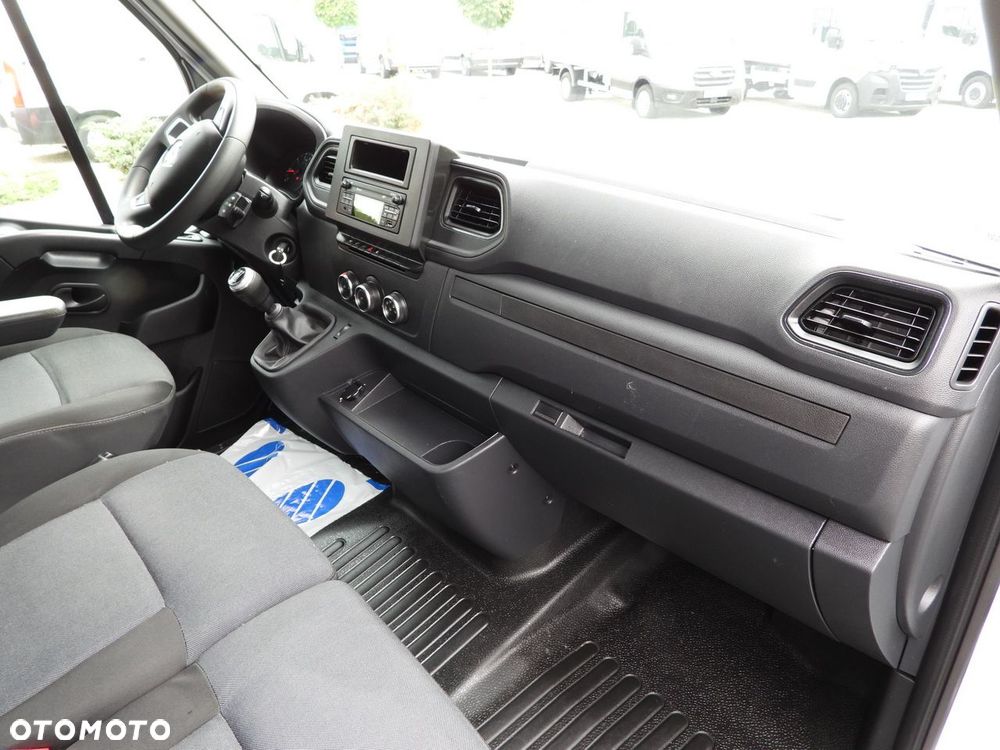 Renault MASTER  PLANDEKA 10 PALET TEMPOMAT LEDY PNEUMATYKA KLIMATYZACJA  165KM - 39