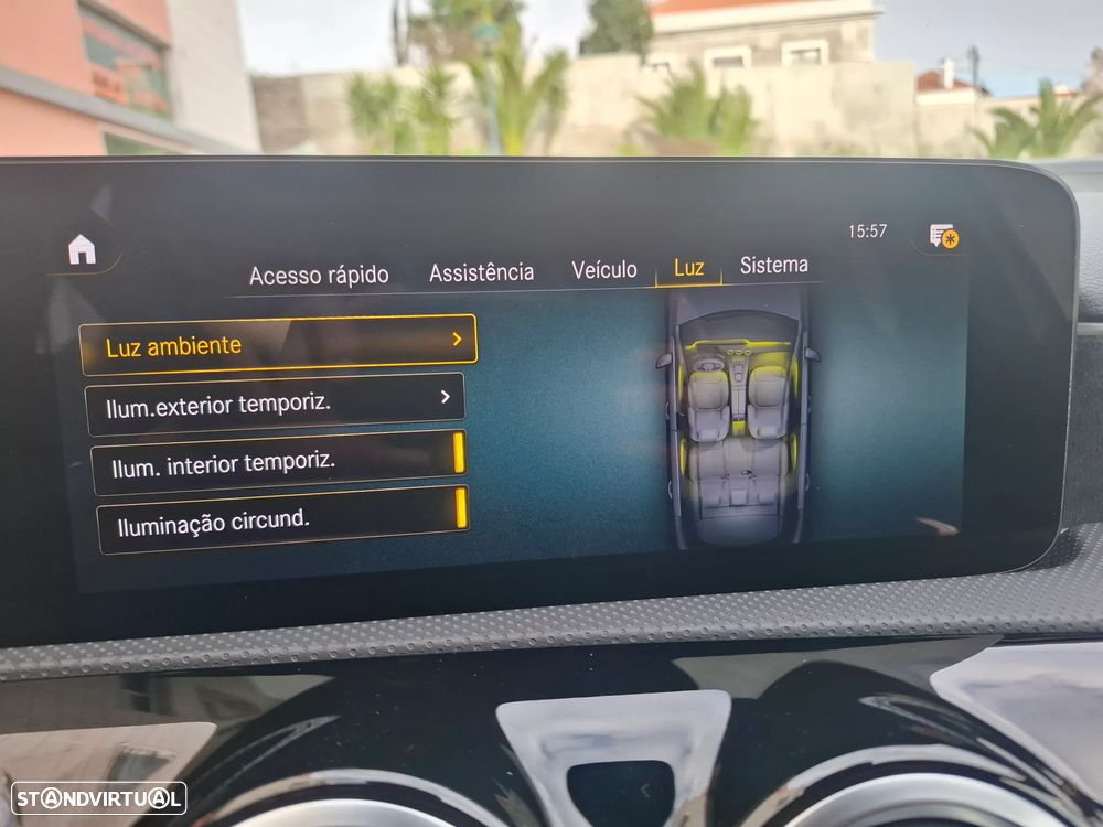 Mercedes-Benz A 200 7G-DCT AMG Line - 31