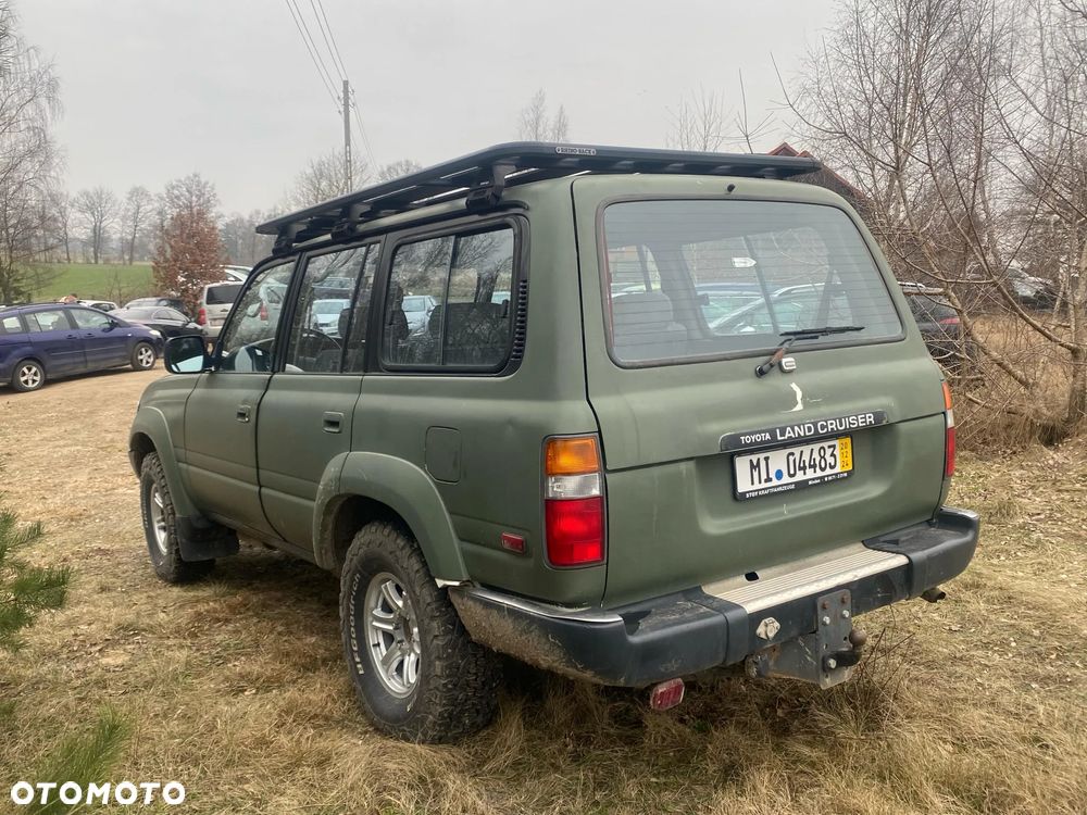 Toyota Land Cruiser - 6