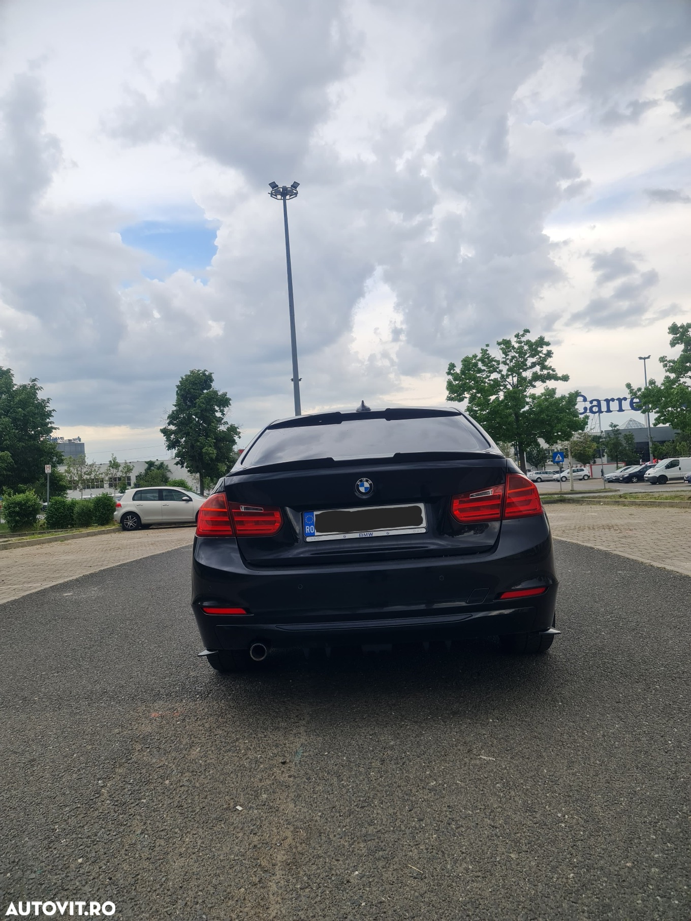 BMW Seria 3 320d - 23