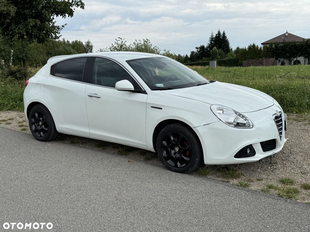 Alfa Romeo Giulietta 1.6 JTDM Distinctive - 4