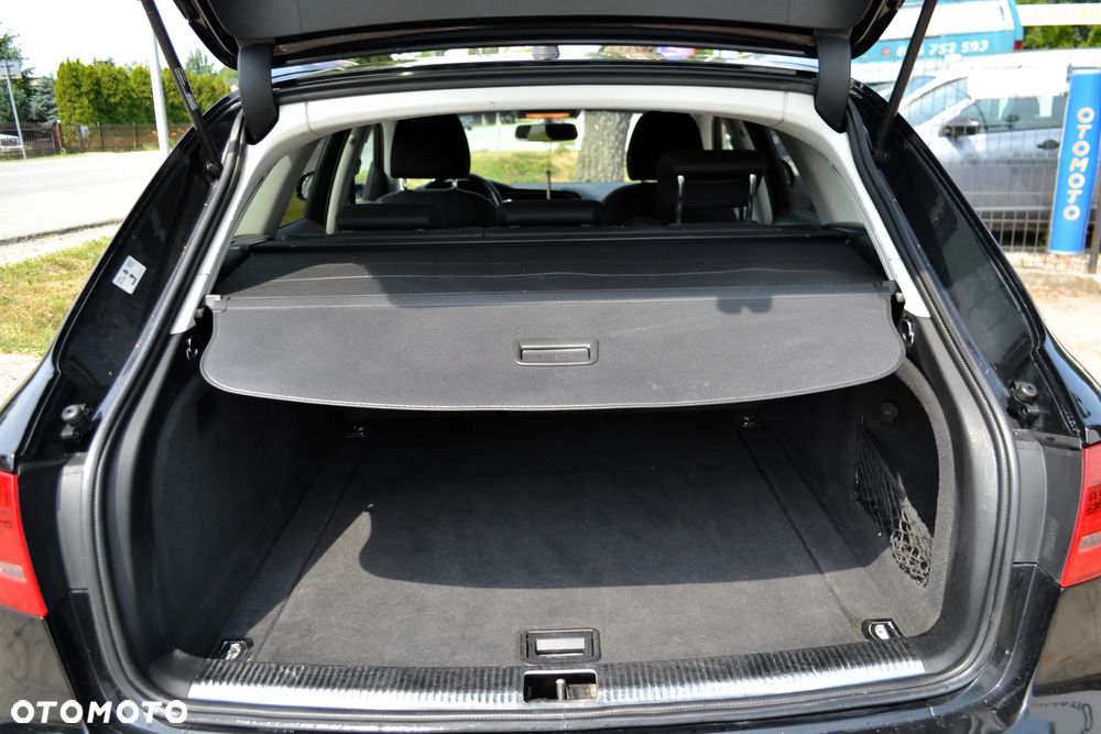 Audi A4 Avant 2.0 TDI DPF multitronic Ambiente - 12